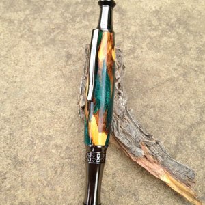 Worthless Wood and Alumilite Phoenix Twist