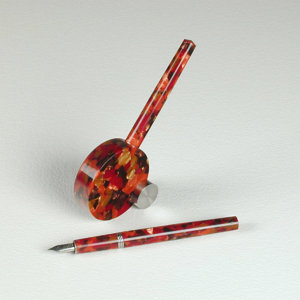 Fountain pen desk set