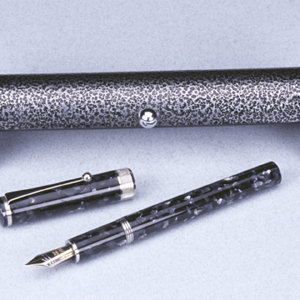 Atlas Fountain pen