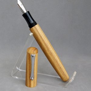 Lignum Vitae Fountain Pen