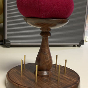 Shaker Pin Cushion