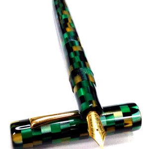 Gold and Green Mosaic Fountain Pen