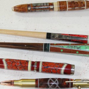 Pool_cue_pens.jpg