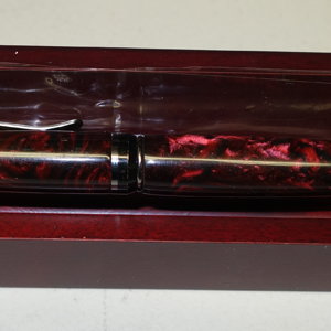 Lift Box w/pen