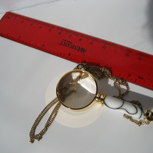 Small magnifier