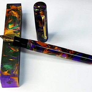 Amanda's Full Spectrum Fountain Pen