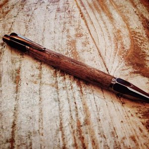 Claro Walnut Click Pen