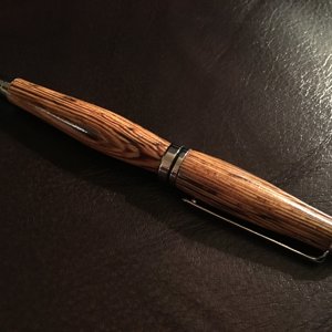 Wenge wood, Summit pen