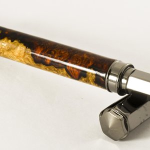 Honduran Rosewood Burl Vertex Fountain Pen