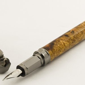 Honduran Rosewood Burl Vertex Fountain Pen