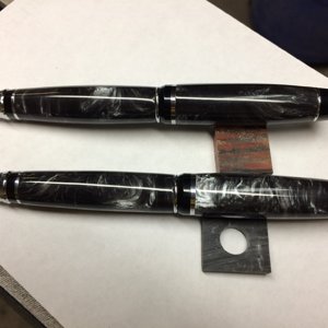 Silver mono swirl cigars