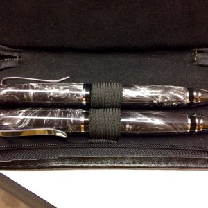 Silver mono swirl cigars