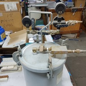 pressure pot