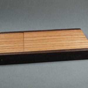 Pen box