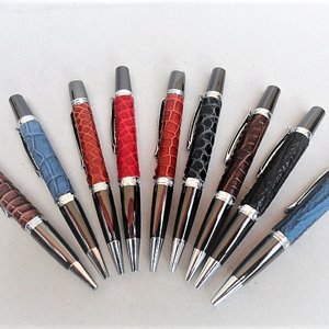 New pen in Crodolie and  shark Leather