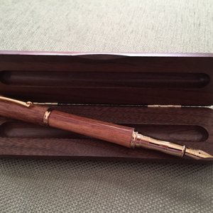 Rosewood Fountain Pen