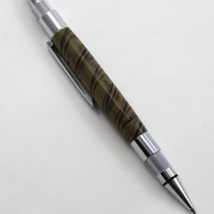 Brown Ebonite and a Stratus 2mm pencil
