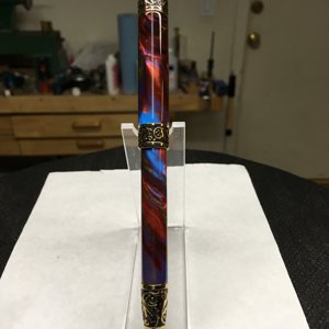 Gold Sculpted Pen