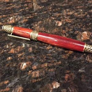 Celtic Fountain Pen w/Bloodwood