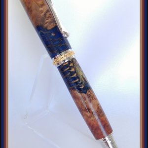 Burl & Cast Pine Cone Hybrid
