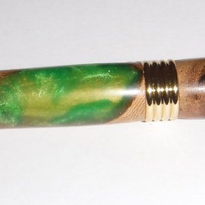 New to pen turning...