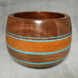 Bowtie bowl