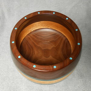 Bowtie bowl