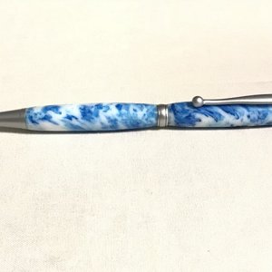Blue and White resin pen