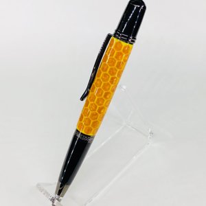 Honey colored honeycomb