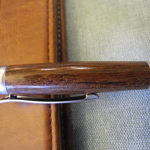 Manhattan Satin Silver - Brazil Cherry