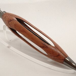 pen3.jpg