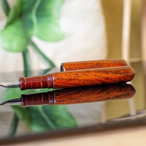 PenTeo Samurai Spirit Sakura Amboyna7.jpg