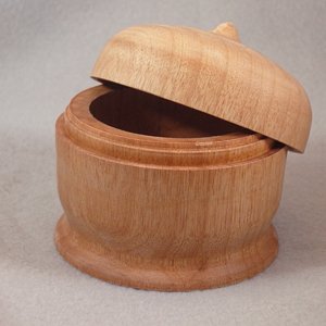 1st lidded box