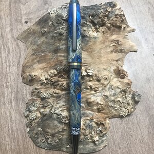 Blue Resin with Dyed Black Ash Burl Hybrid with Fordite tip on a Gun Metal Designer Twist