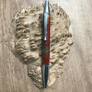 Red/Green Resin and Honeycomb on a Chrome Devin Click Pen