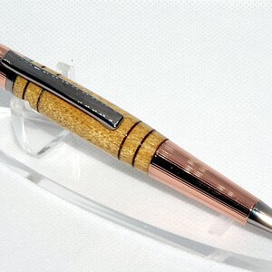 pen3.jpg