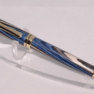 pen2.jpg