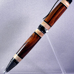 cocobolo with maple caps cigar 2.JPG