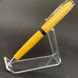 pen1.jpg