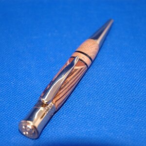 pen2.jpg