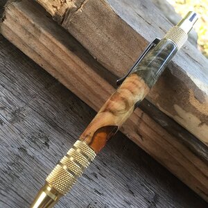 aRM PENS  -  DURA  CLICK  EDC in  HYBRID  BUCK  EYE  BURL 2.JPG