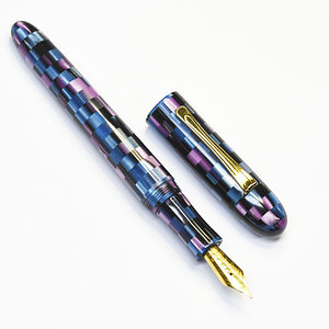 Unicorn Matrix Fountain Pen_04.JPG