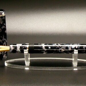 cellulose-acetate-black-grey-gray-transparent-pearlescent-fountain-pen-fueller-fuellfederhalte...jpg