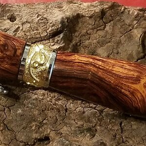 Honduran rosewood burl_20220814_211634.jpg