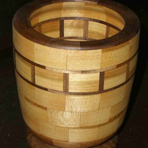 Mini segmented bowl