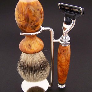 Paela Burl Badger Brush and Mach 3 Handle Set