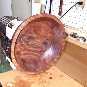 Walnut 3b.jpg