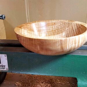 Tiger Striped Maple Bowl 1f.jpg