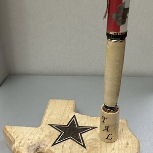 2 Tx Star Pen Standing.jpg