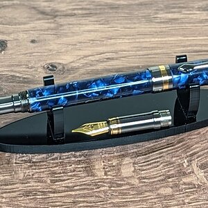 401 Elite2 Gunmetal and blue cellulose.jpg